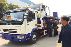 北戴河区汽车道路救援拖车价格
